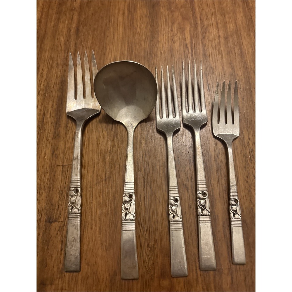 VTG Oneida Morning Star Silverplate Community Set Of 5 Forks, Ladle, Meat Fork